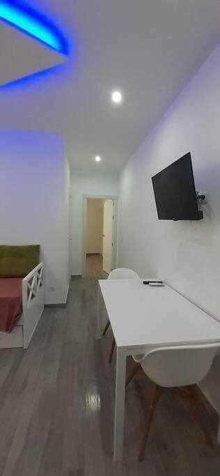Comodo Apartamento Mayor Y Sol Madrid Luaran gambar